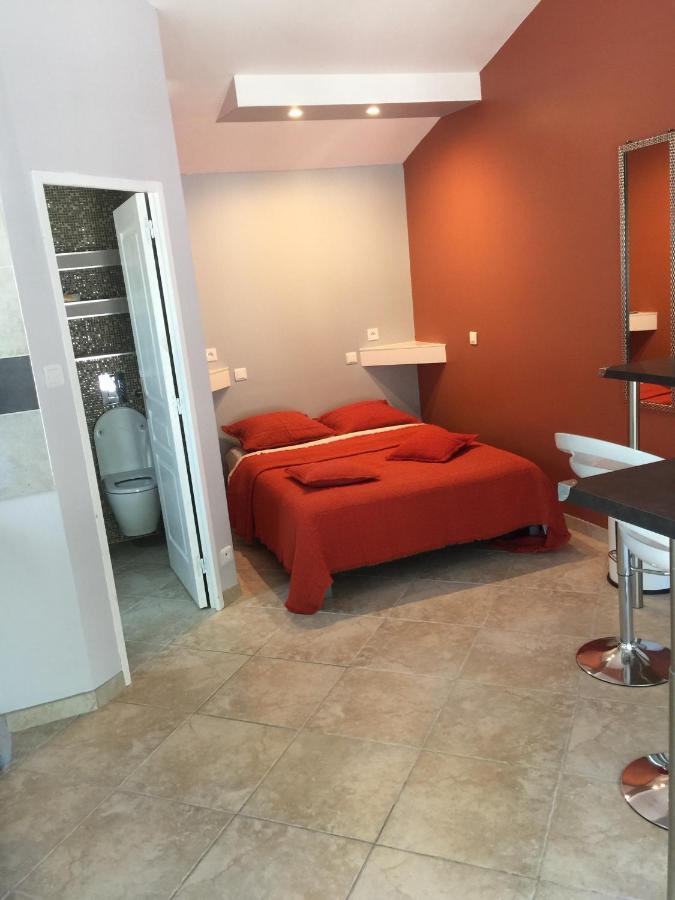 Dependance Individuelle Apartment Nans-les-Pins Luaran gambar
